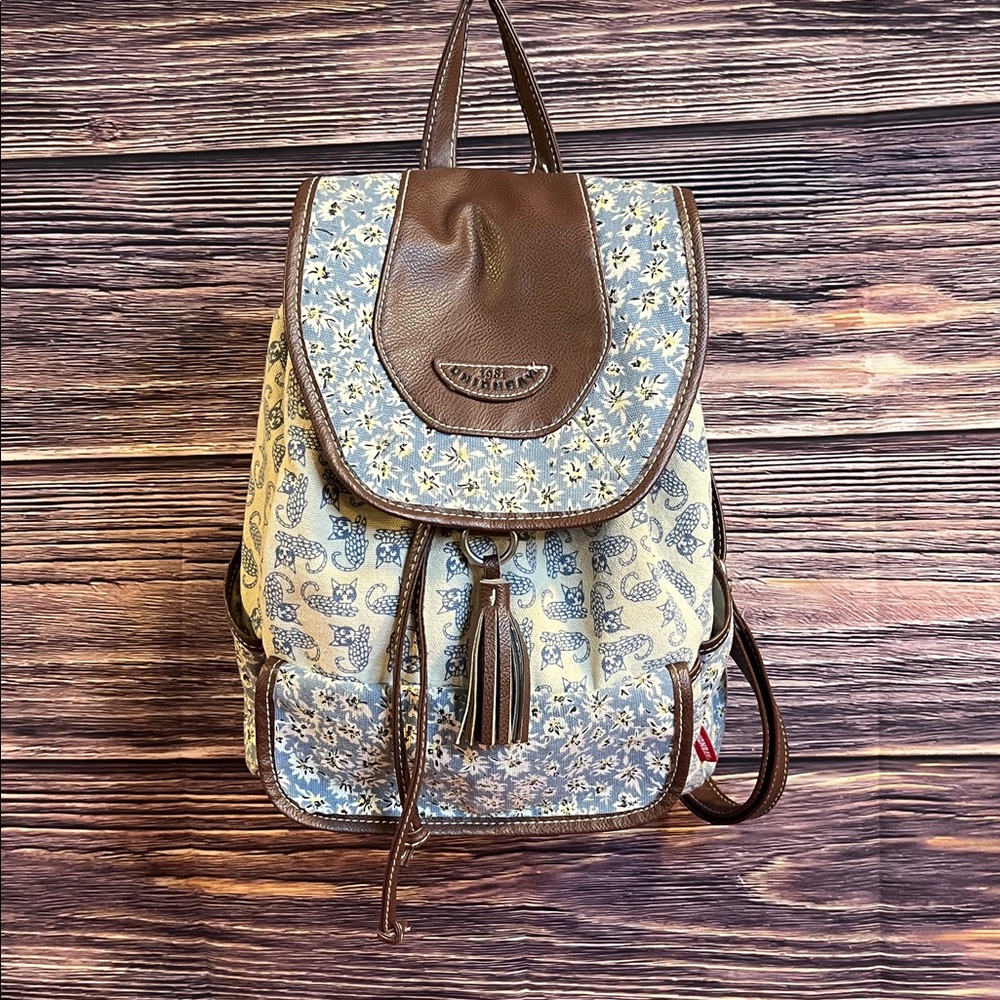 UNIONBAY Beige and Blue Cat Print Backpack